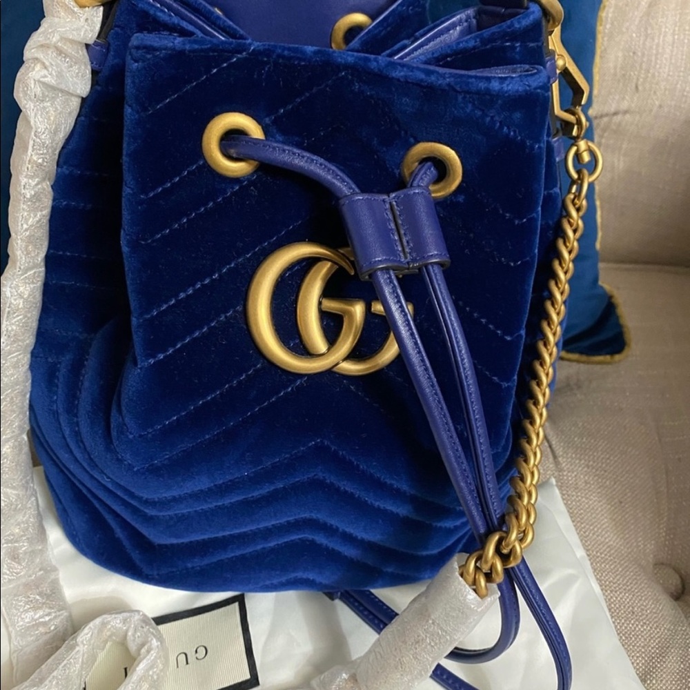 Gucci bucket bag